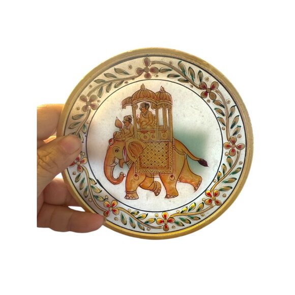 Vintage Marble Decorative Plate With Elephant Design & Intricate Gold Trim - Picture 3 of 6